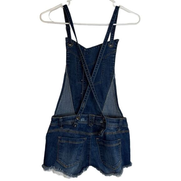 Jolt Overall Shorts crochet trim dark wash XS - Picture 3 of 3